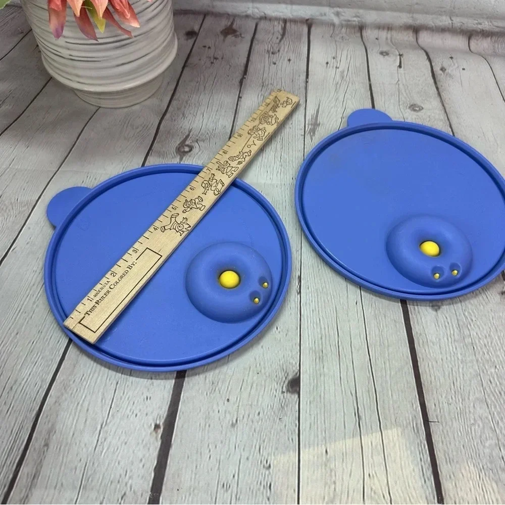 tupperware 2649 crystalwave medium seal and cap  set of two lids/seals size 2